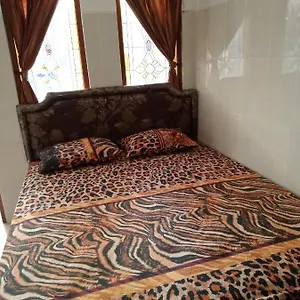 Privatunterkunft Cempaka 2