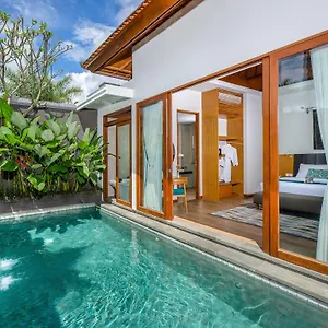 S18 Bali Villa